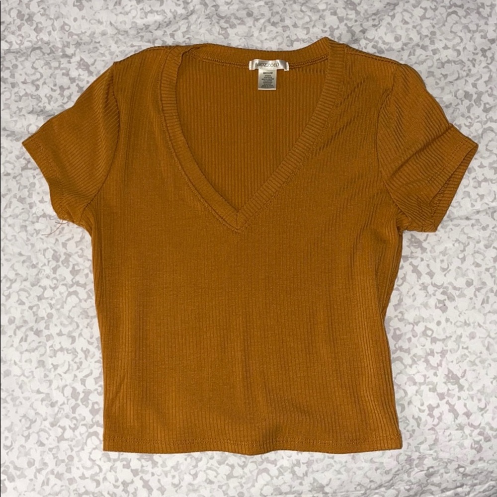 Golden T-shirt crop top